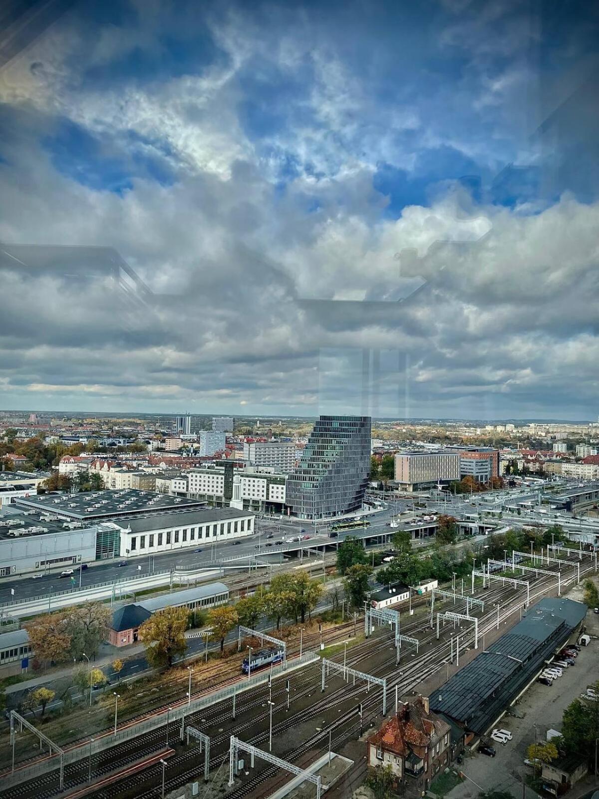 Appartement Oddech Miasta à Poznań Extérieur photo
